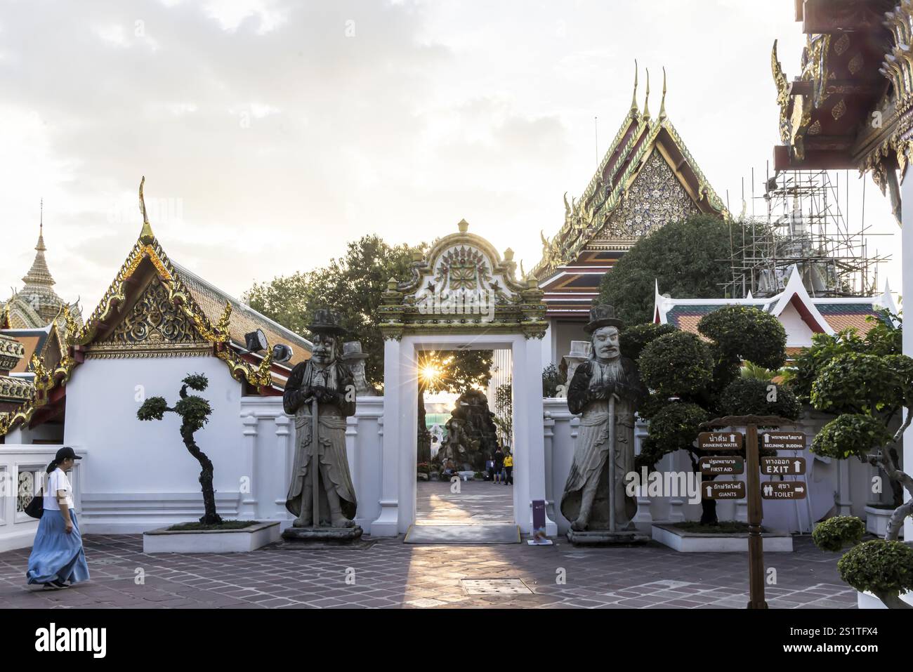 Der Wat Pho Tempel ist Bangkoks ältestes buddhistisches Kloster in der Nähe des Großen Palastes. Bangkok, Thailand, Asien Stockfoto