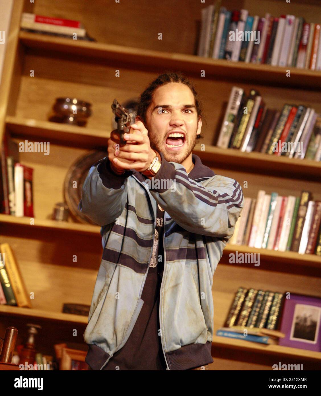 Reece Ritchie (Freddie) im SIEG von Athol Fugard im Theatre Royal Bath, England 15/08/2007 Design: Paul Farnsworth Beleuchtung: Jason Taylor Regie: Cordelia Monsey Stockfoto