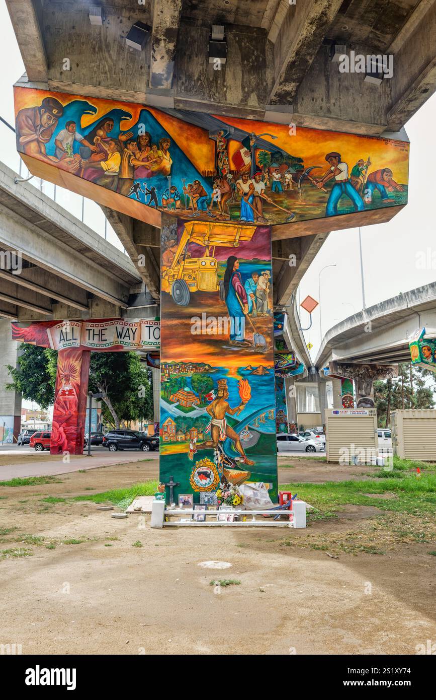 Wandgemälde oder Street Art im Chicano Park, Barrio Logan, San Diego, Kalifornien, USA – ein nationales historisches Wahrzeichen Stockfoto