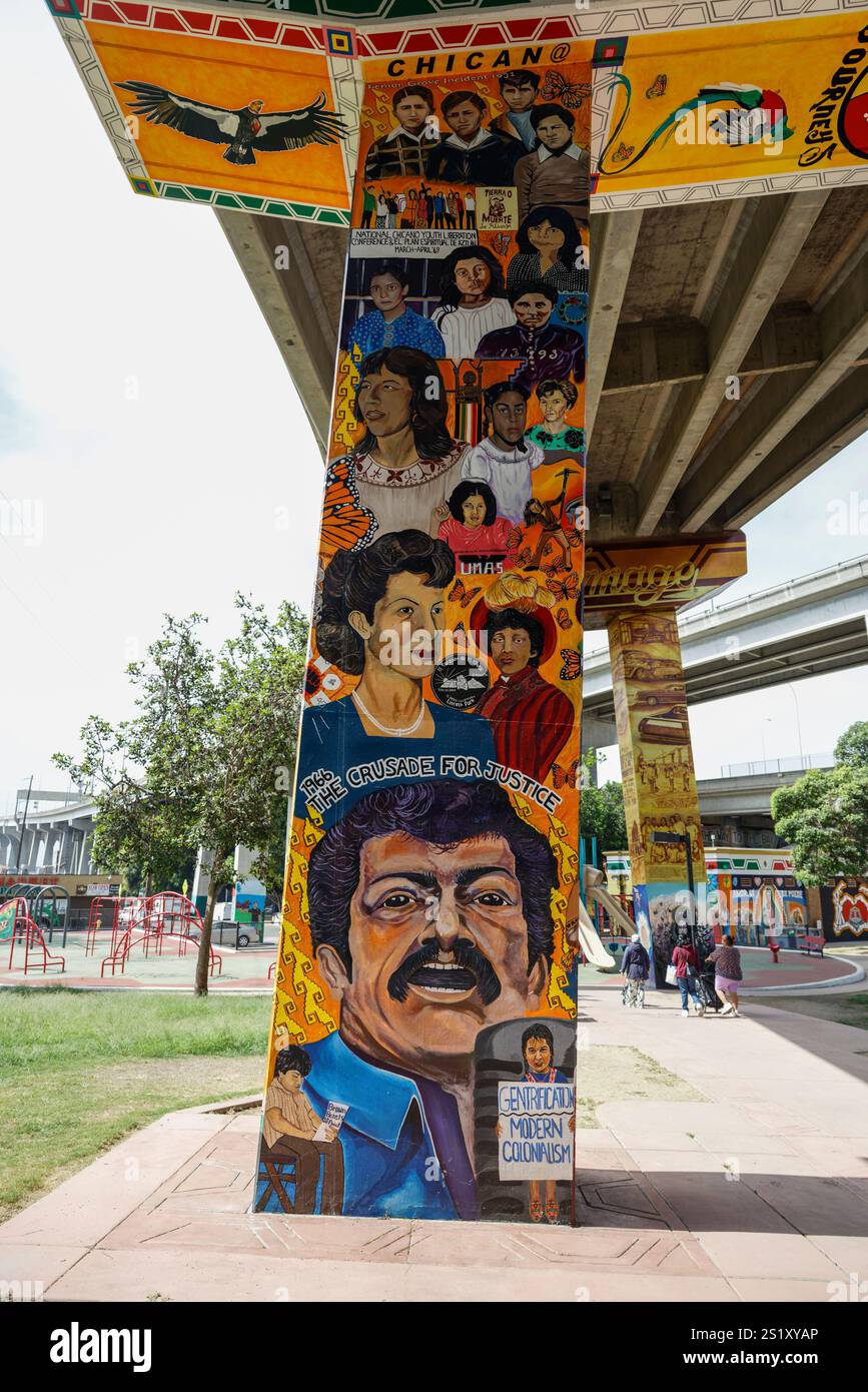 Wandgemälde oder Street Art im Chicano Park, Barrio Logan, San Diego, Kalifornien, USA – ein nationales historisches Wahrzeichen Stockfoto