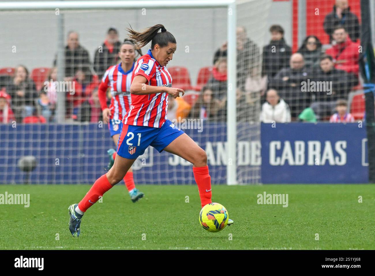 5. Januar 2025, AlcalÃ¡ de Henares, Madrid, Spanien: 21 FIAMMA BENITEZ während des LIGAF Frauenfußballspiels zwischen Atletico Madrid FEM und Real Madrid FEM im Centro Deportivo AlcalÃ¡ de Henares am 5. Juni 2025 in Madrid Spanien. (Kreditbild: © Oscar Manuel Sanchez/ZUMA Press Wire) NUR REDAKTIONELLE VERWENDUNG! Nicht für kommerzielle ZWECKE! Quelle: ZUMA Press, Inc./Alamy Live News Stockfoto