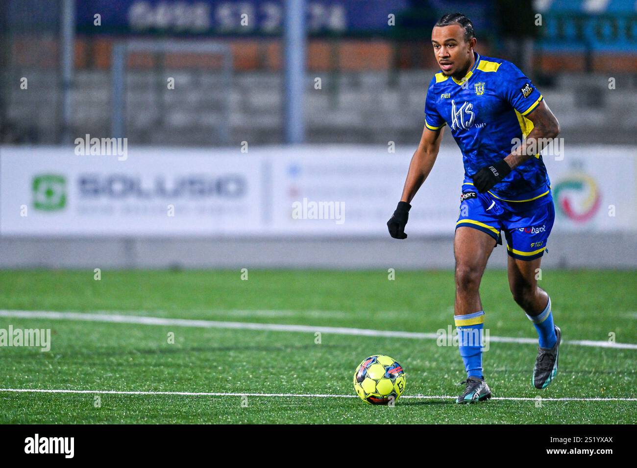 Wetteren, Belgien. Januar 2025. Veeckman Joshua (17) vom KFC Merelbeke, dargestellt während eines Freundschaftsspiels zwischen RFC Wetteren und KFC Merelbeke am Sonntag, 4. Januar 2025 in Wetteren, Belgien. Quelle: Sportpix/Alamy Live News Stockfoto