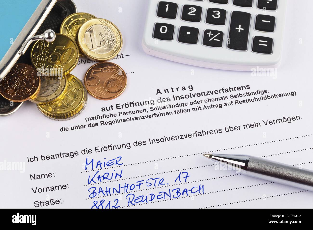 Der Insolvenzantrag für Privatpersonen in Deutschland Österreich Stockfoto
