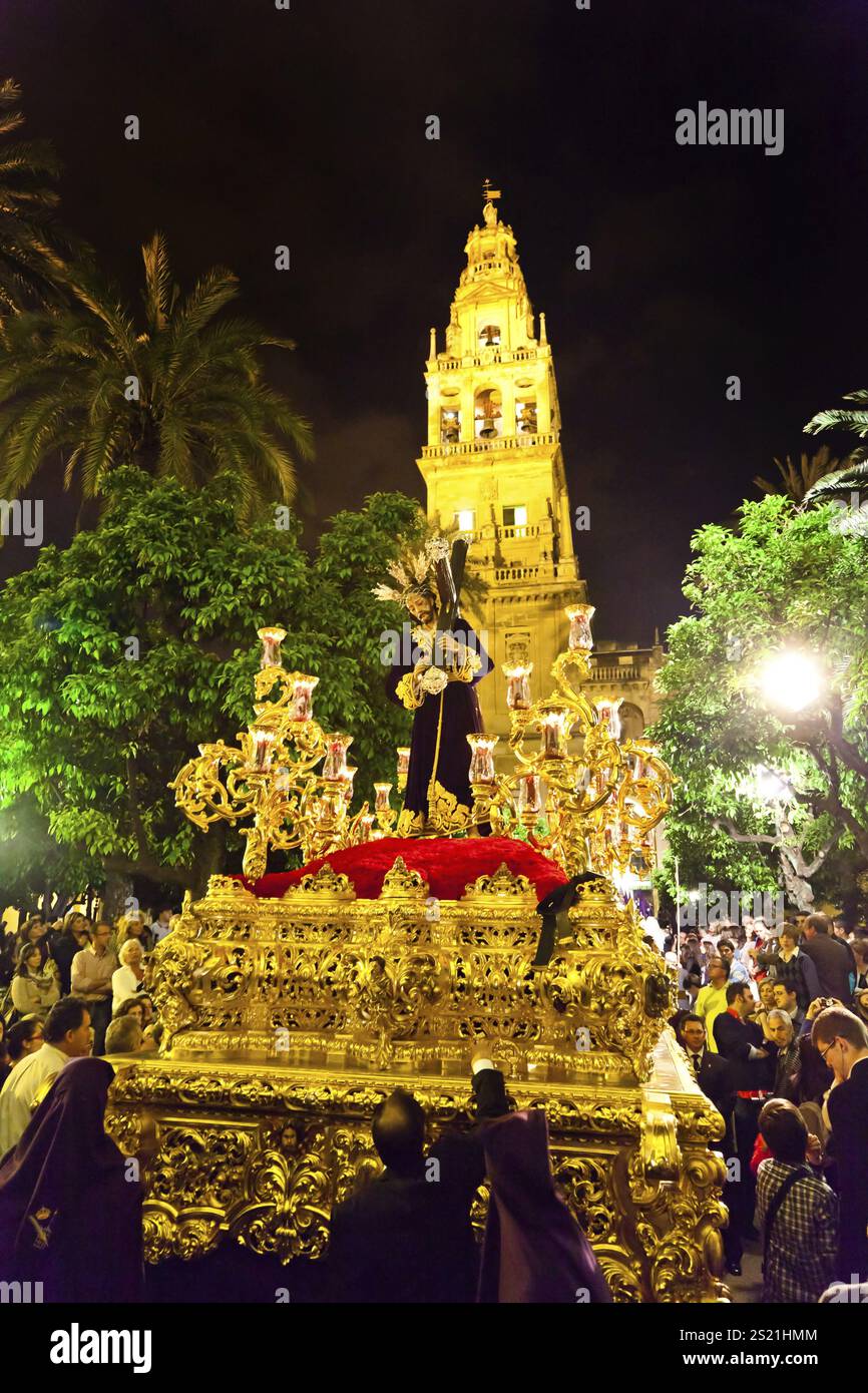 20.04.2011: Spanien, Andalusien. Der Höhepunkt der Karwoche sind die Semana Santa Paraden. Hier in Cordoba. Österreich Stockfoto