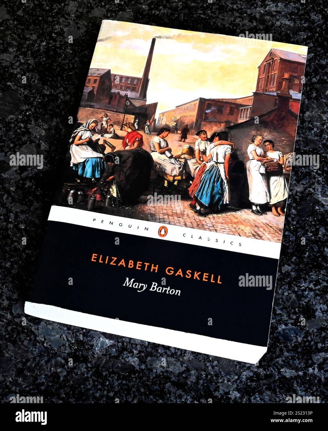 Bucheinband „Mary Barton“ von Elizabeth Gaskell. Pinguinklassiker. Stockfoto
