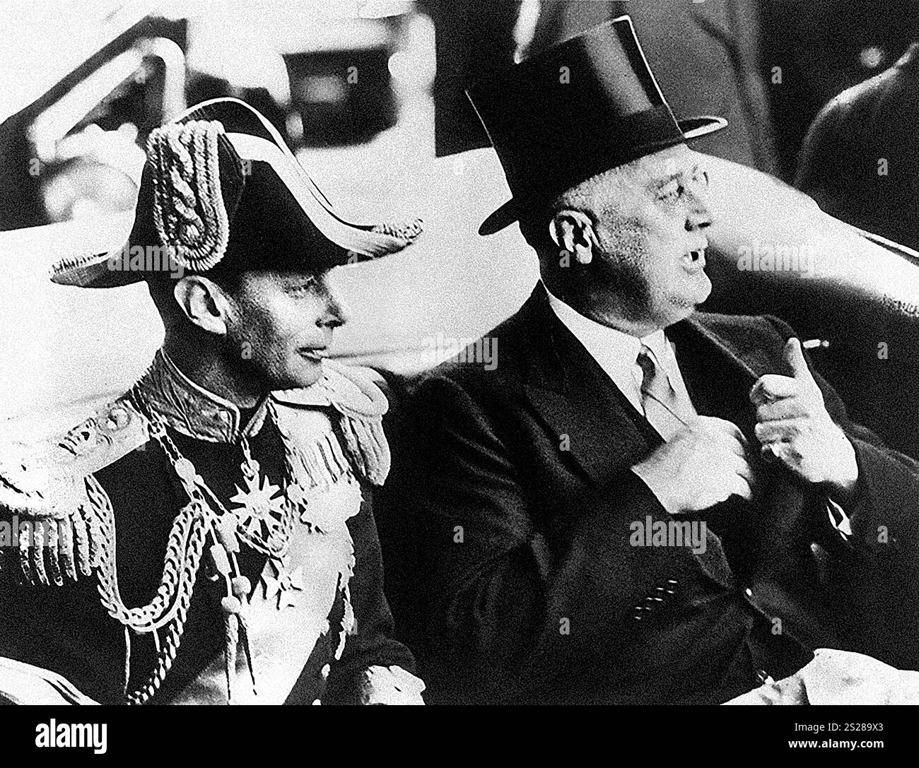 US-Präsident Franklin D. Roosevelt und König George VI. Fahren von der Union Station zum Weißen Haus, Washington, D.C., USA, Franklin D. Roosevelt Presidential Library & Museum, 8. Juni 1939 Stockfoto