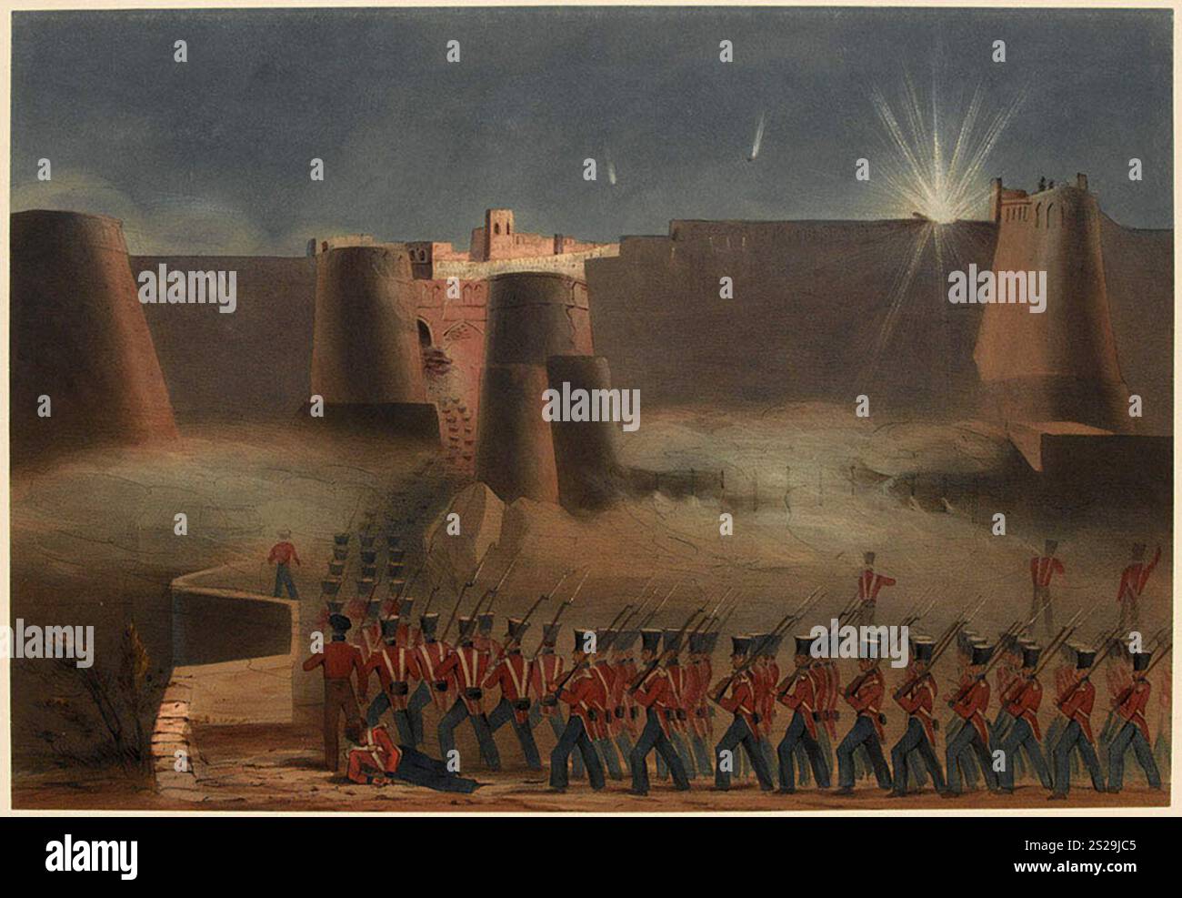 Lithografie britischer Truppen, die während der Schlacht von Ghazni am 23. Juli 1839 die Tore der Festung stürmten. Nach der Eroberung Kandahars stürmte die britische Armee die Festung von Ghazni, bevor es weiter nach Kabul ging. Die britische Invasion von Aghanistan, um einen Marionettenführer zu installieren, war eine der schlimmsten militärischen Katastrophen in der Geschichte. Nachdem Shah Shujah in Kabul eingesetzt wurde, zog sich die Armee nach Indien zurück. Die 20.000 starke Kolonne wurde mit Ausnahme eines Briten und 5-6 Indianern ausgelöscht. Stockfoto