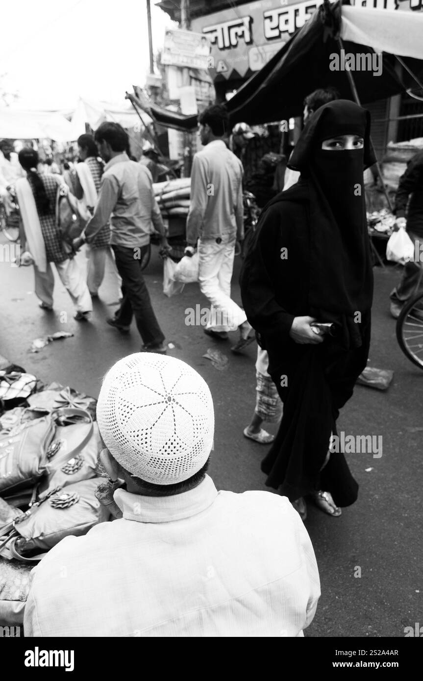 Die lebhaften Straßenmärkte in Lucknow, Uttar Pradesh, Indien. Stockfoto