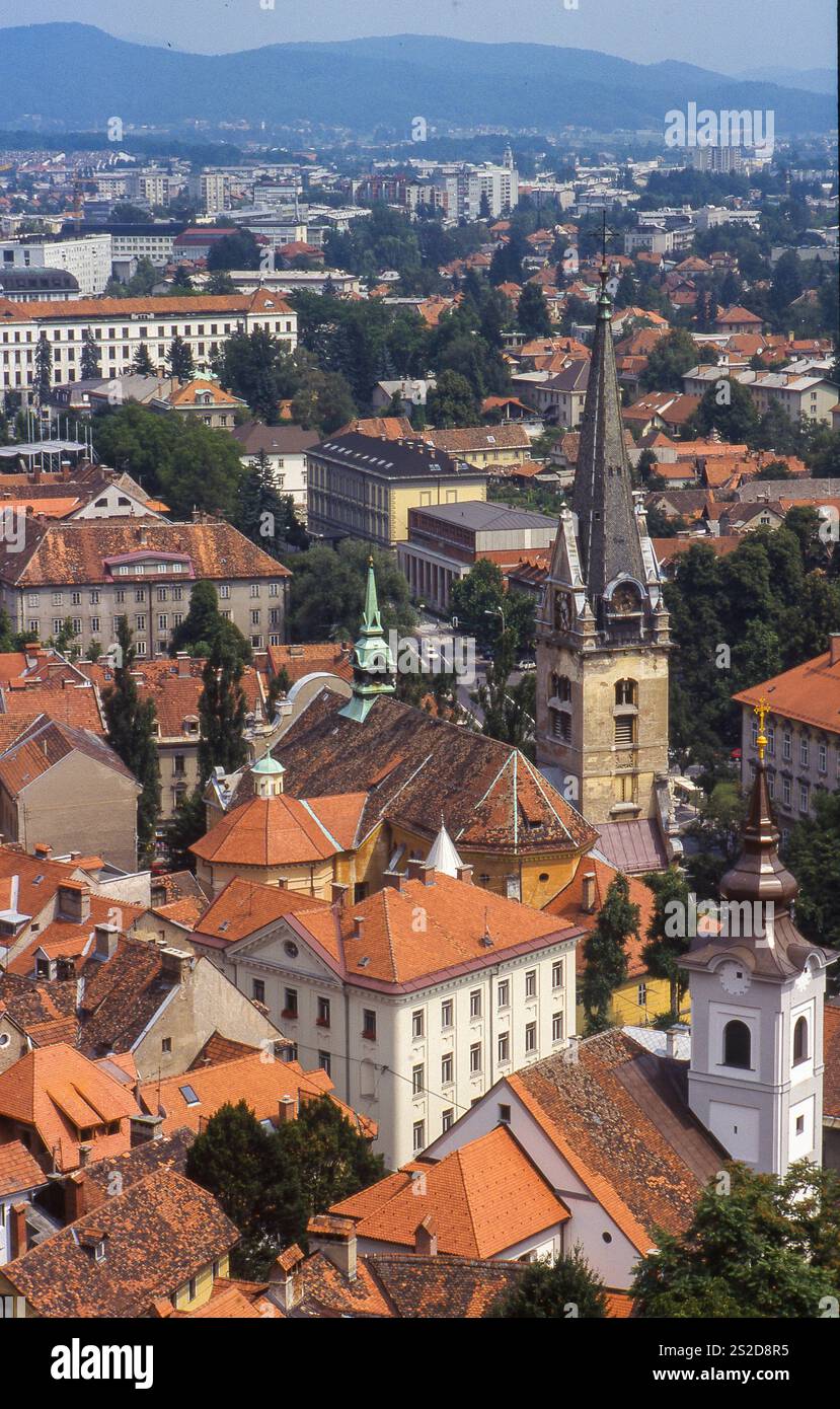 Slowenien, Lubljana, Blick über die Altstadt. Stockfoto