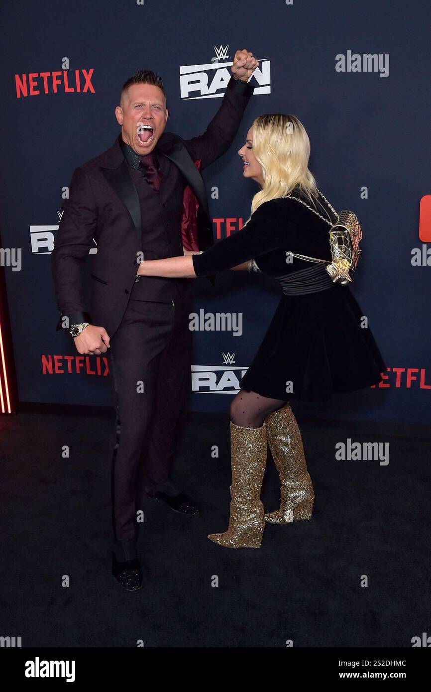 The Miz und Maryse Ouellet bei der Premiere der Wrestling Show WWE Monday Night RAW auf Netflix im Intuit Dome. Inglewood, 06.01.2025 *** The Miz and Maryse Ouellet bei der Premiere der Wrestling-Show WWE Monday Night RAW auf Netflix im Intuit Dome Inglewood, 06 01 2025 Foto:xD.xStarbuckx/xFuturexImagex RAW 5208 Stockfoto