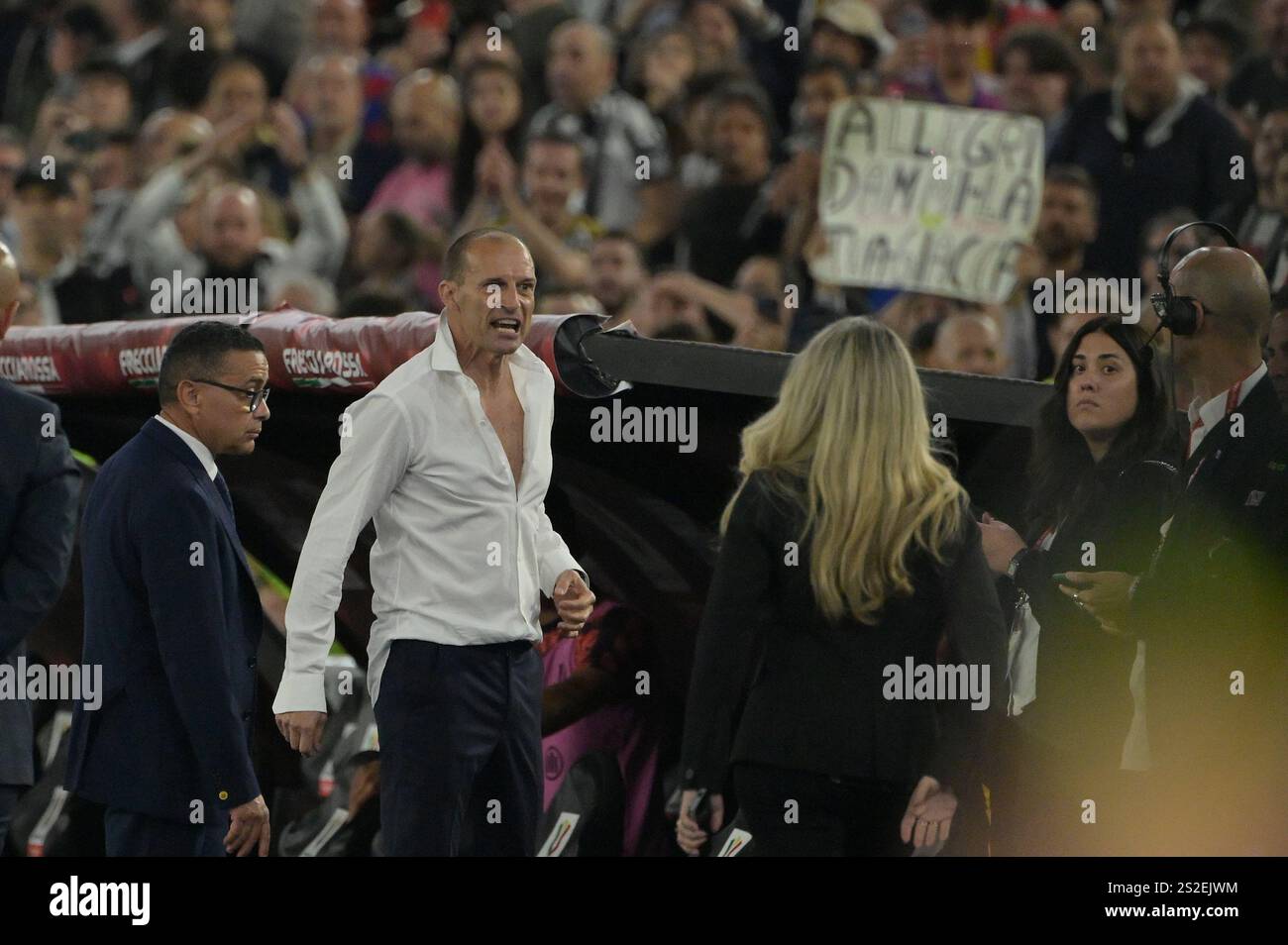 Juventus’ Cheftrainer Massimiliano Allegri während des Finalspiels zwischen Atalanta und Juventus im italienischen Olympiastadion am Mittwoch, den 15. Mai 2024. (Fabrizio Corradetti/LaPresse) Stockfoto