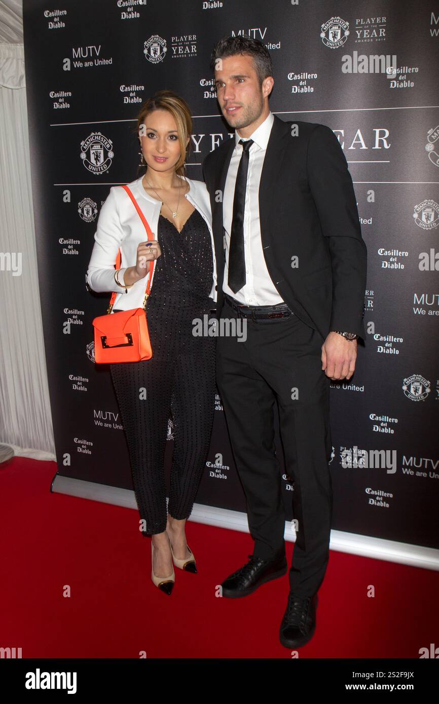 Bouchra van Persie und Robin van Persie kommen zum Manchester United Player of the Year 2014 Award Old trafford Manchester UK Stockfoto