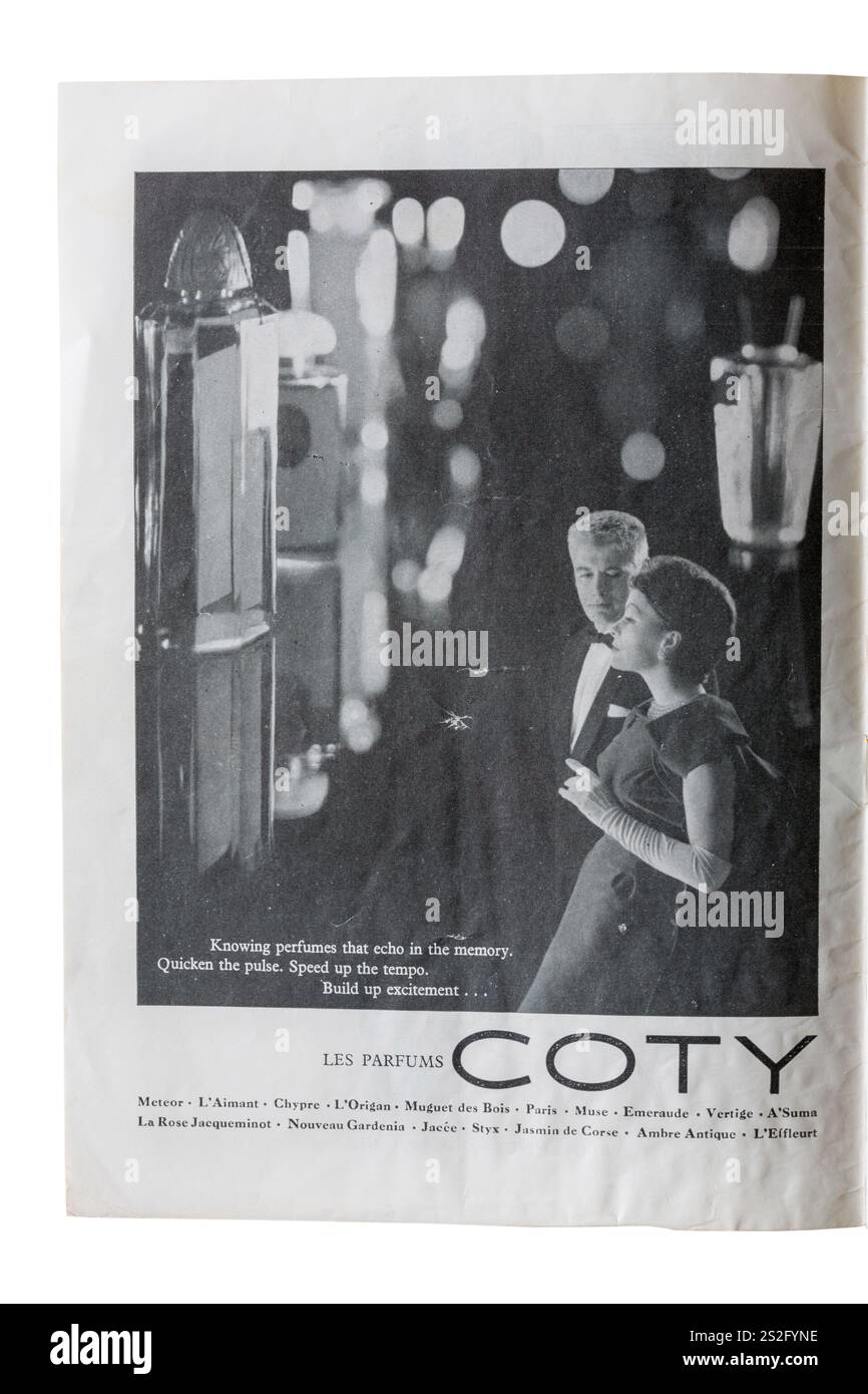 My Fair Lady Programm gedruckt am 3/62, Set auf weißem Hintergrund - Inside Advertising für Les Parfums Coty Stockfoto