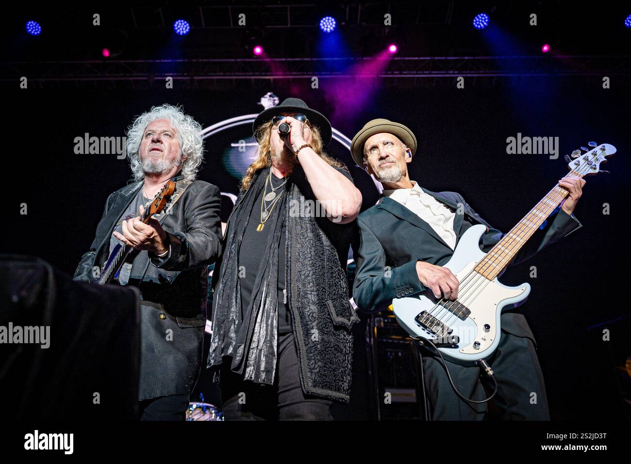 Toto trat auf der Bühne beim Lucca Summer Festival im Rahmen ihrer Europatournee auf. Stockfoto