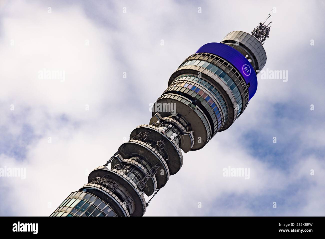 BT Tower (auch bekannt als Post Office Tower), Fitzrovia, London, Greater London Stockfoto
