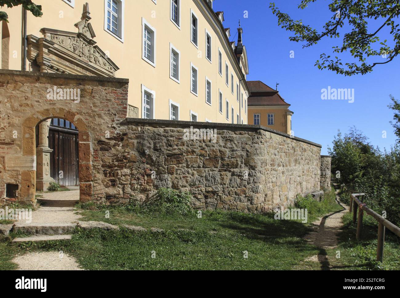 Schloss oberhalb von Ellwangen (Jagst), Ostalbkreis, Baden-Württemberg, Deutschland, Europa Stockfoto