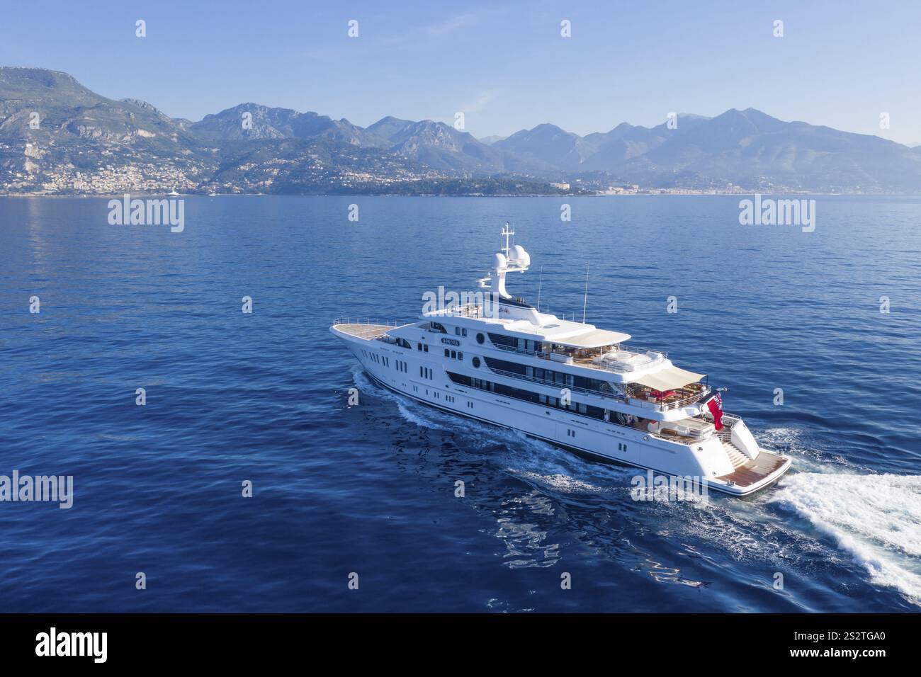 Luftaufnahme 74 m Motoryacht AURORA, geliefert 2017 von der deutschen Werft Luerssen Yachts, Design Winch Design, vorbei an Roquebrune Cap Ma Stockfoto
