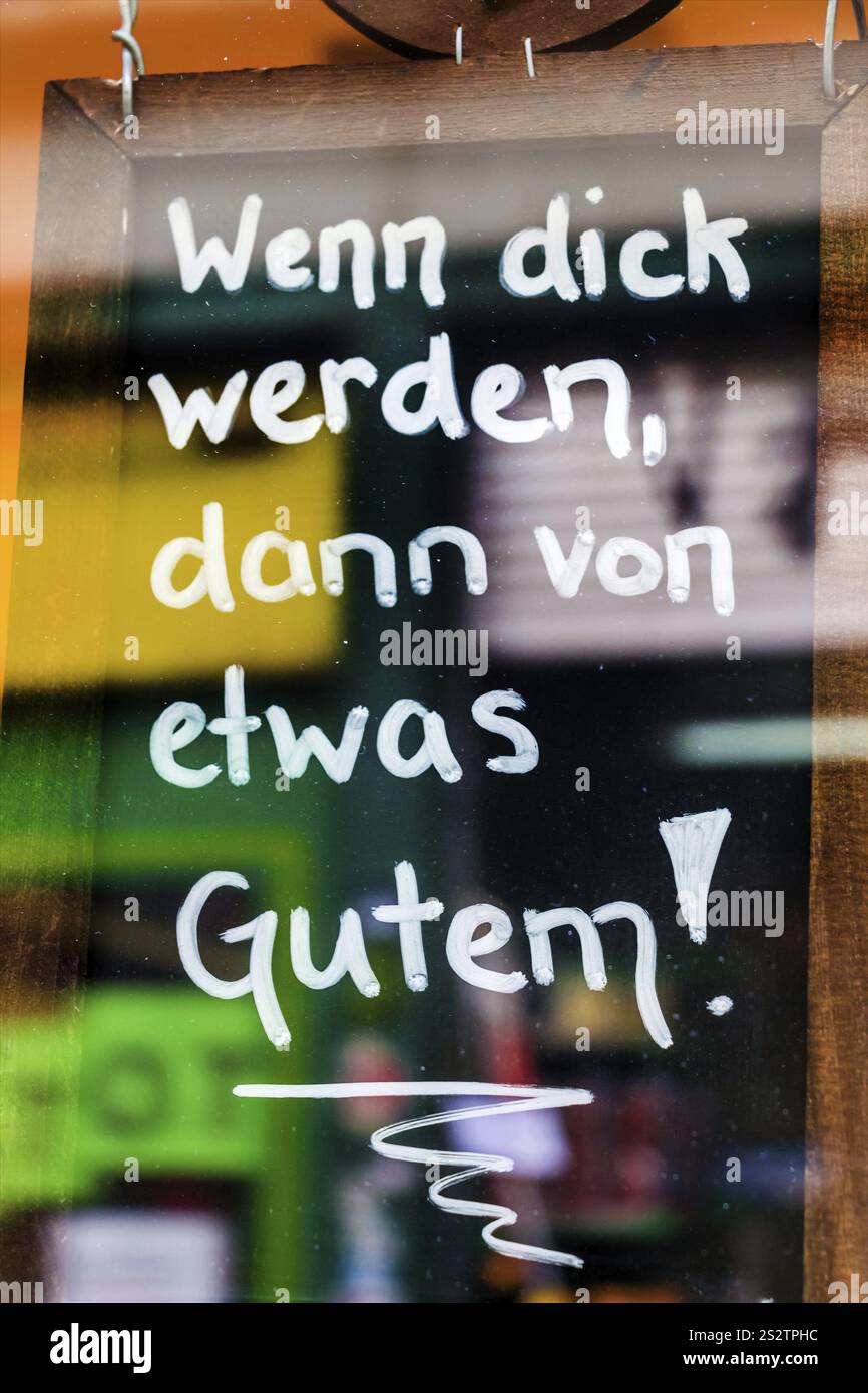 Schweiz, Zürich, unterschreiben mit Motto für Fett in der Konsumgesellschaft Österreich, Europa Stockfoto