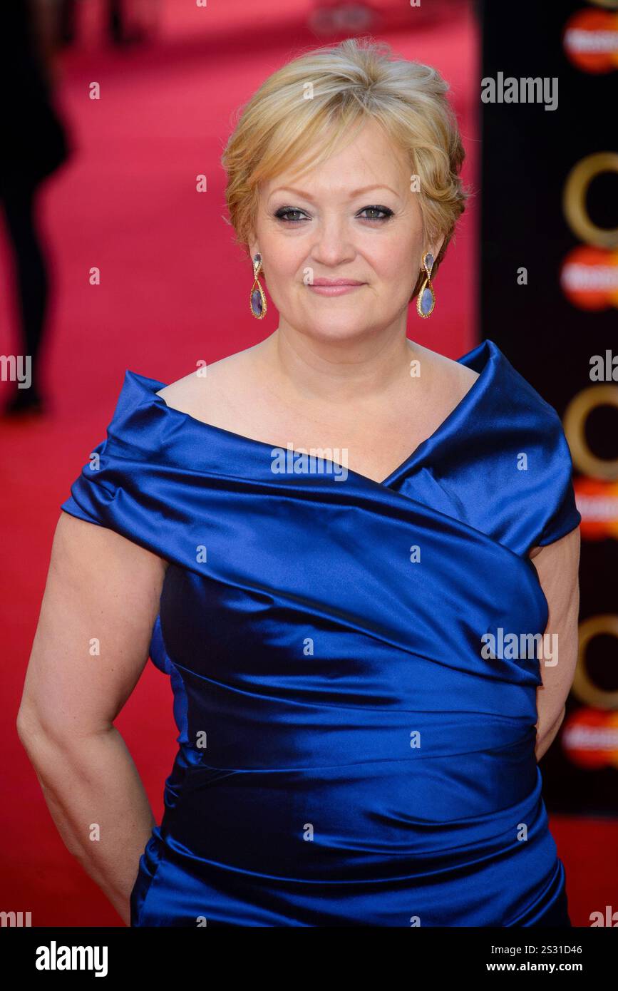 Maria Friedman nimmt an den Olivier Awards 2014 am Royal Opera House in London Teil. 13. April 2014 Stockfoto