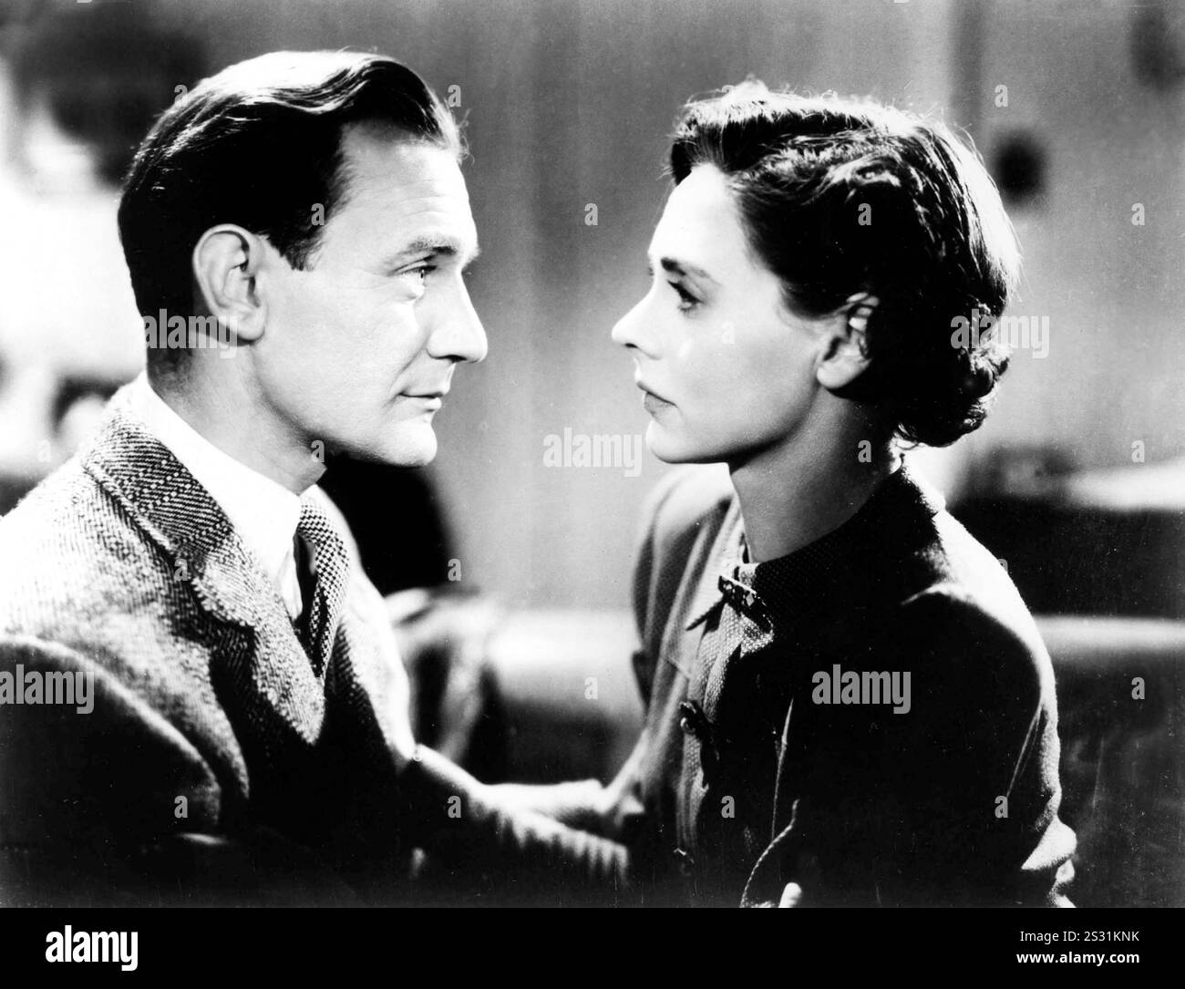 KURZE BEGEGNUNG TREVOR HOWARD, CELIA JOHNSON KURZE BEGEGNUNG Datum: 1946 Stockfoto