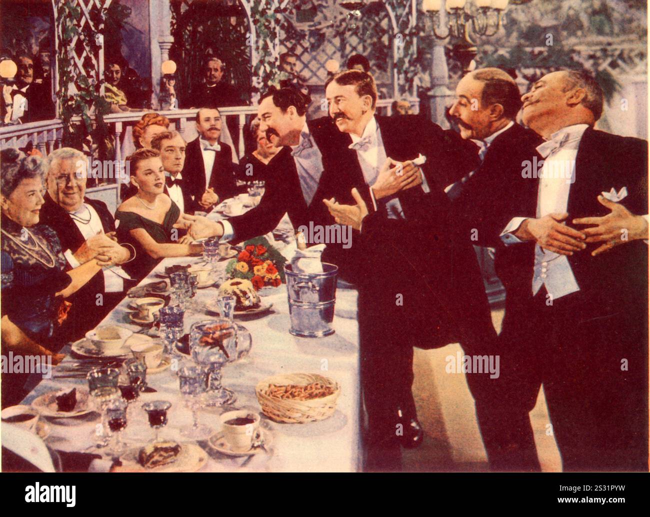 IN DER GUTEN ALTEN SOMMERZEIT Bild aus dem Ronald Grant Archiv Datum: 1949 Stockfoto