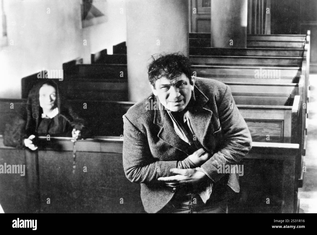 DER INFORMER [US 1935] UNA O’CONNER UND VICTORMCLAGLAN BILD BILDEN DAS RONALD GRANT ARCHIV Datum: 1935 Stockfoto