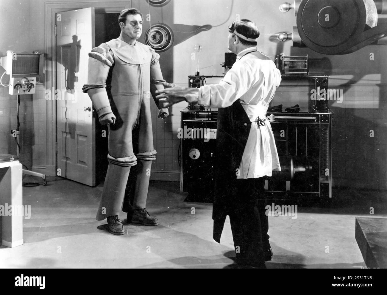 VON MENSCHEN GESCHAFFENES MONSTER LON CHANEY JR, LIONEL ATWILL Datum: 1941 Stockfoto