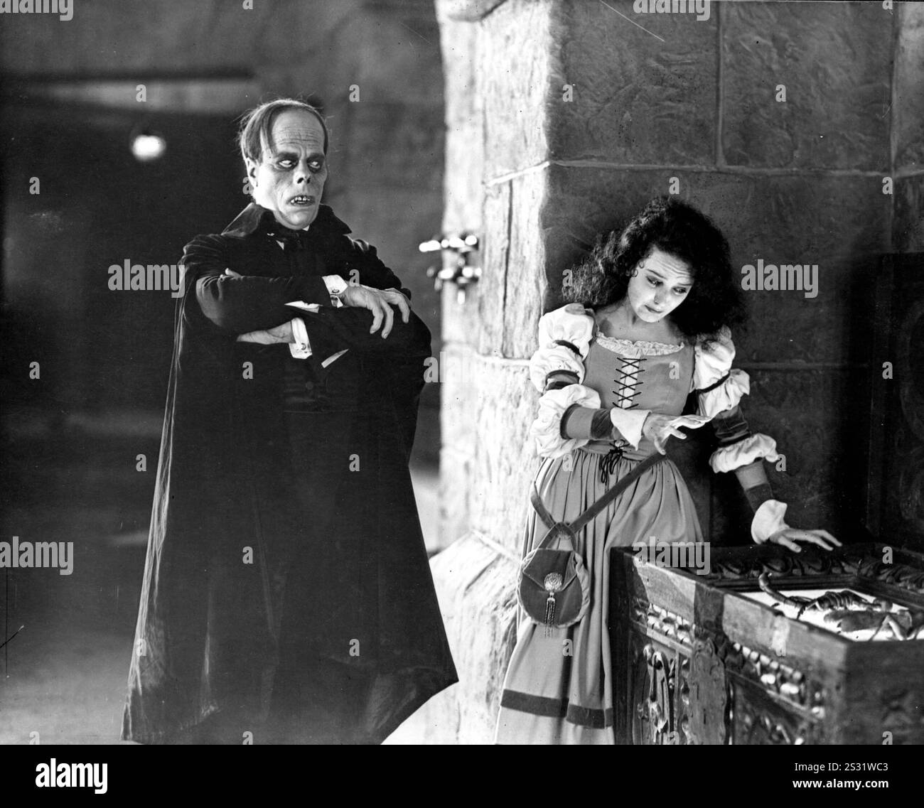 DAS PHANTOM DER OPERA UNIVERSAL PICTURES LON CHANEY, MARY PHILBIN Datum: 1925 Stockfoto