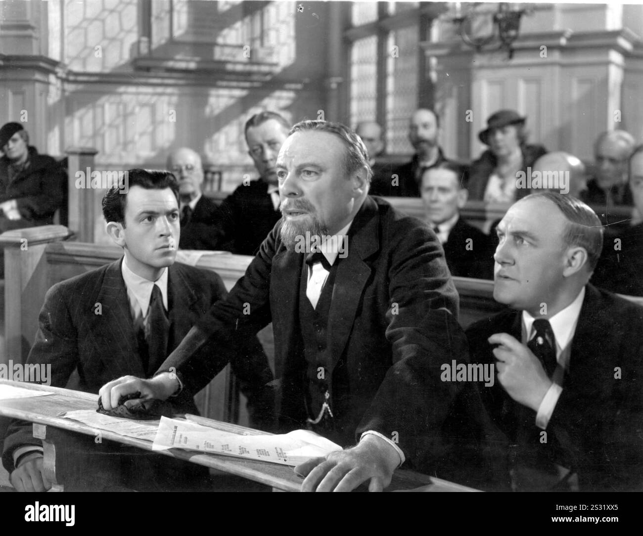 SOUTH RIDING JOHN CLEMENTS, EDMUND GWEEN UND EINE LONDONER FILMPRODUKTION Datum: 1938 Stockfoto