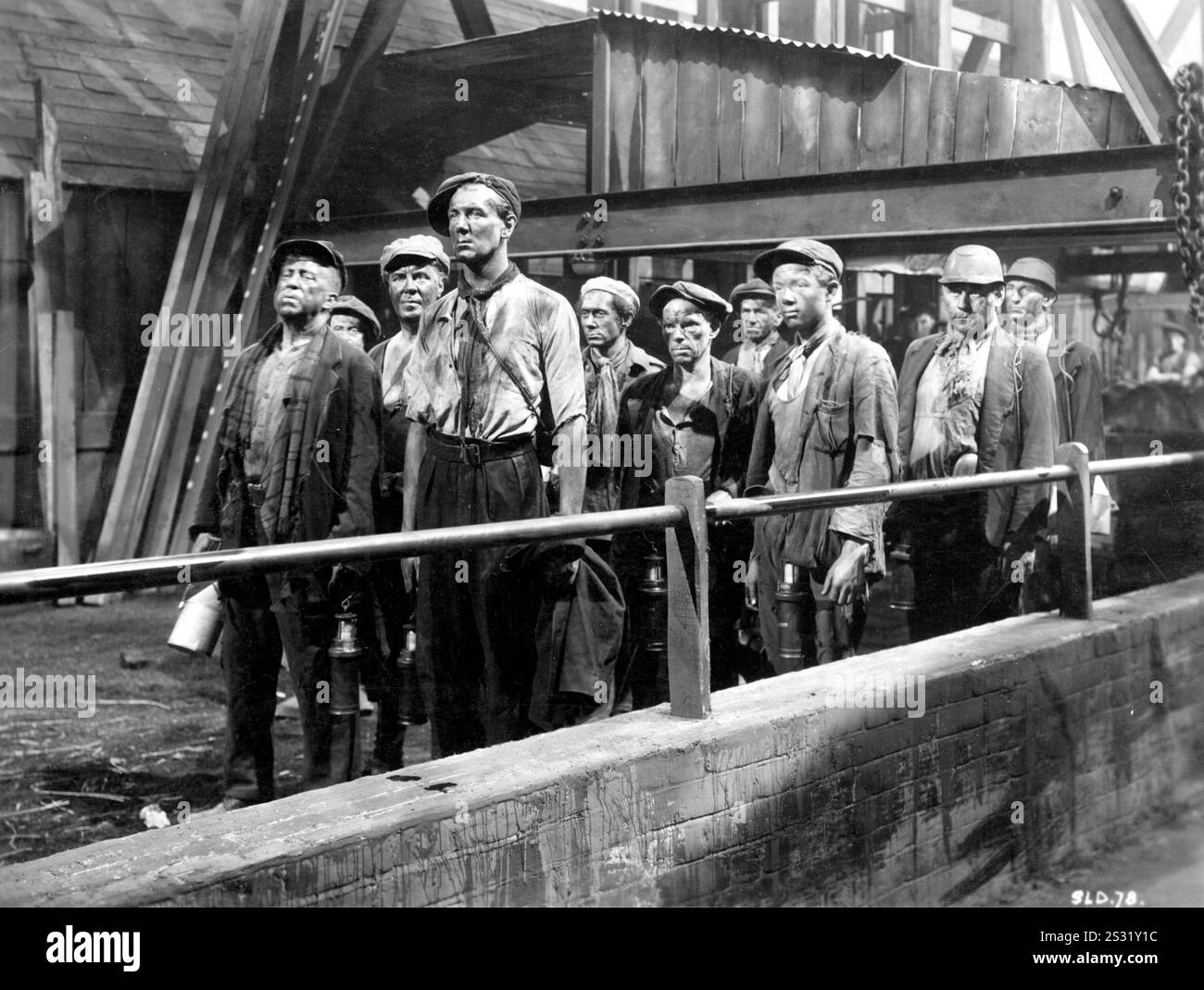 DIE STERNE BLICKEN AUF EDWARD RIGBY, MICHEL REDGRAVE Datum: 1939 Stockfoto