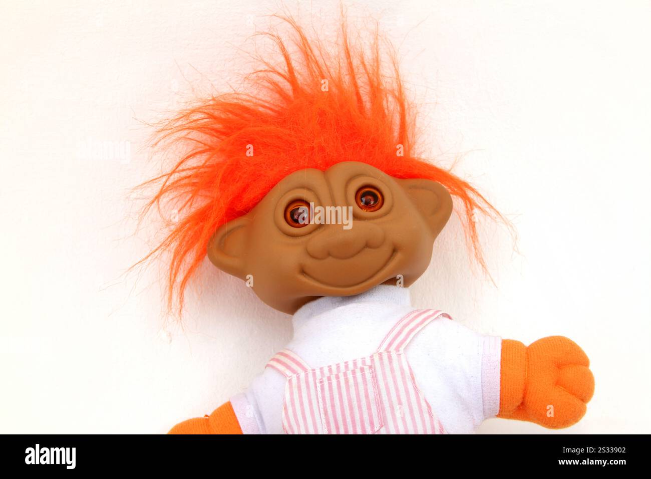 1990er Trollpuppe (Dam Puppe) mit aufleuchtenden Augen und weichem Körper Stockfoto