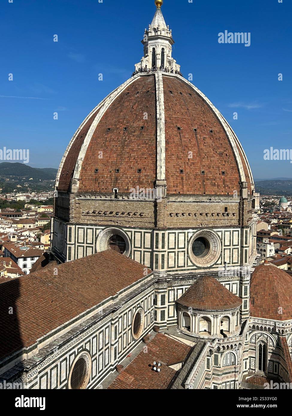 Kathedrale Santa Maria del Fiore (auch bekannt als Kathedrale von Florenz) - Smartphone-aufgenommenes Stockfoto