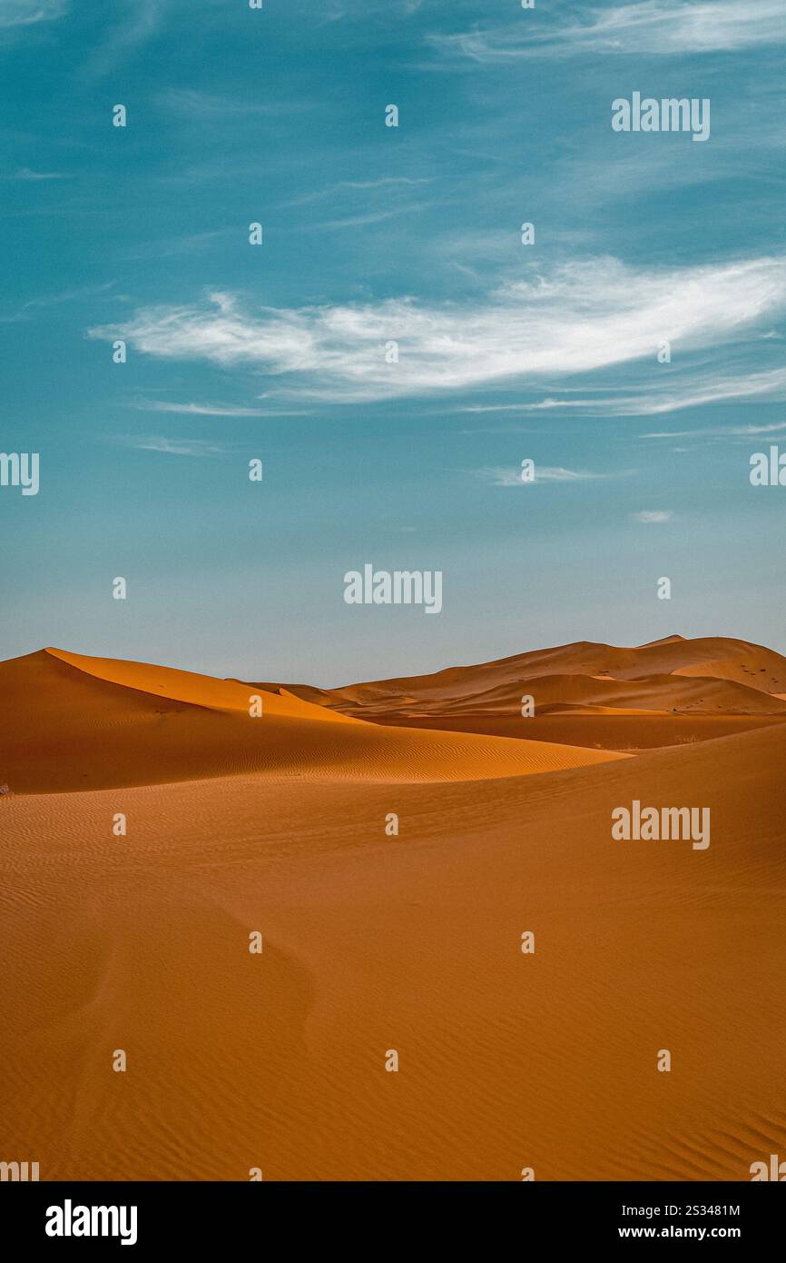 ERG Chebbi Dünen in der Nähe von Merzouga, Errachidia, Marokko, Afrika Stockfoto