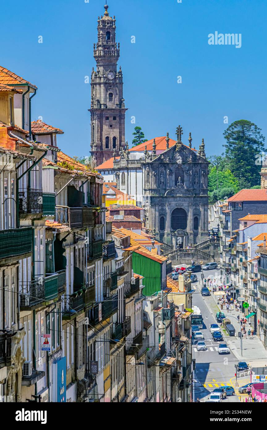 Blick auf das Viertel Santo Ildefonso in Porto, Portugal. Stockfoto