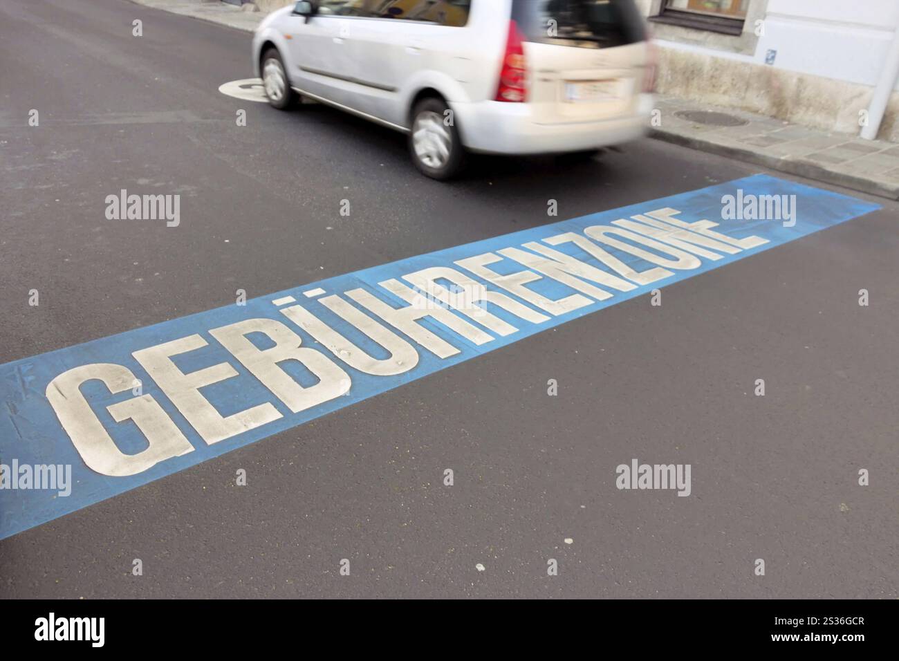 Österreich, Linz, gebührenpflichtige Parkzone im Stadtzentrum. Österreich, Europa Stockfoto