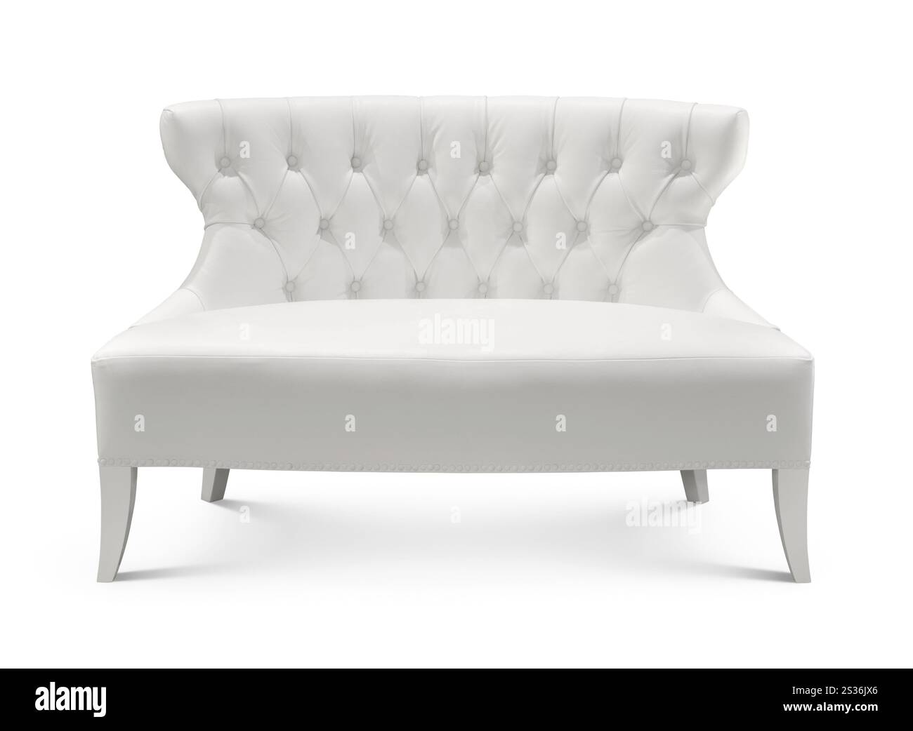 Kleines weißes Ledersofa Zweisitzer isoliert auf weißem Hintergrund mit Schneidepfad Stockfoto