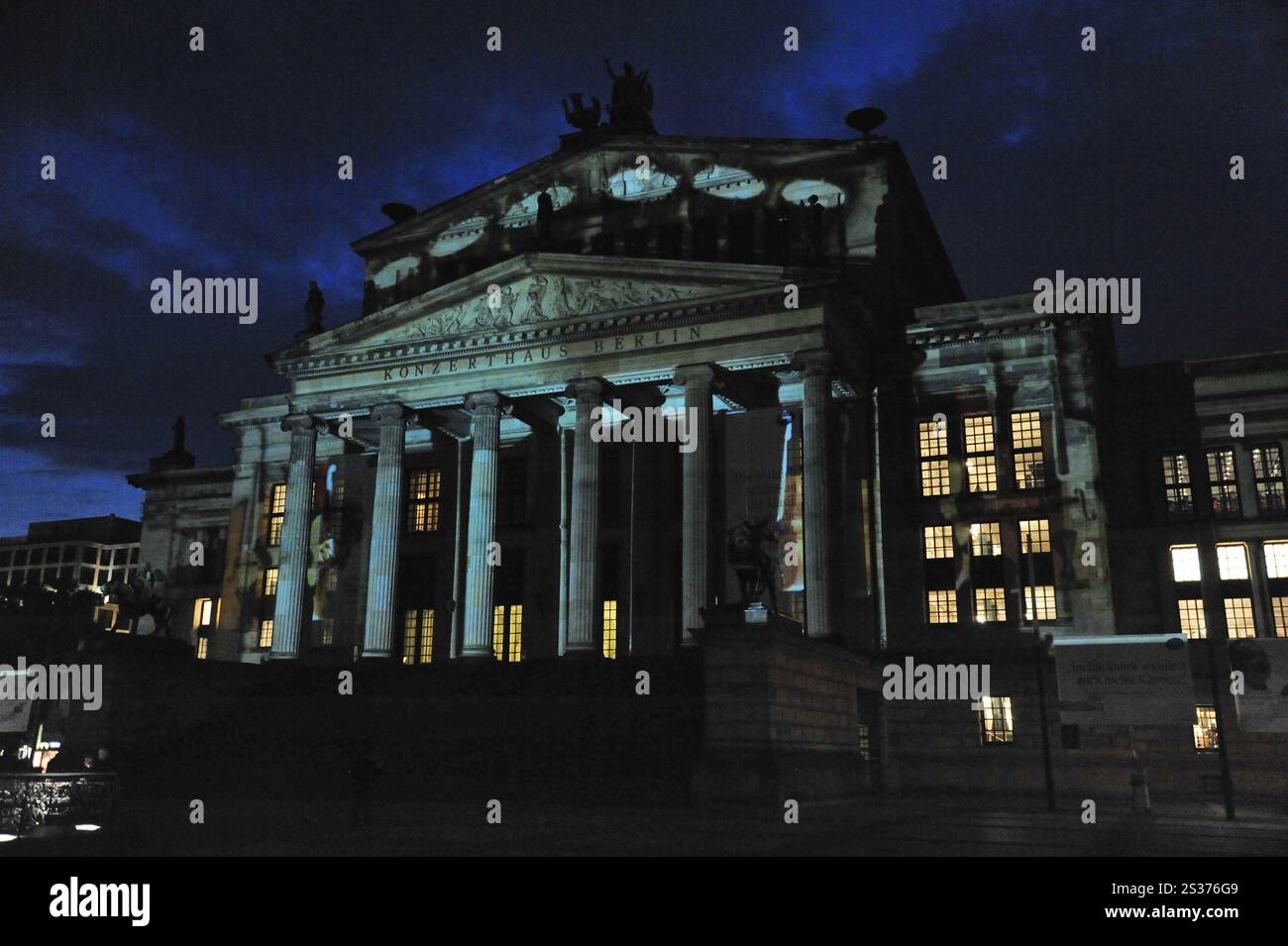 Konzertsaal Berlin beleuchtet durch das Festival der Lichter Stockfoto