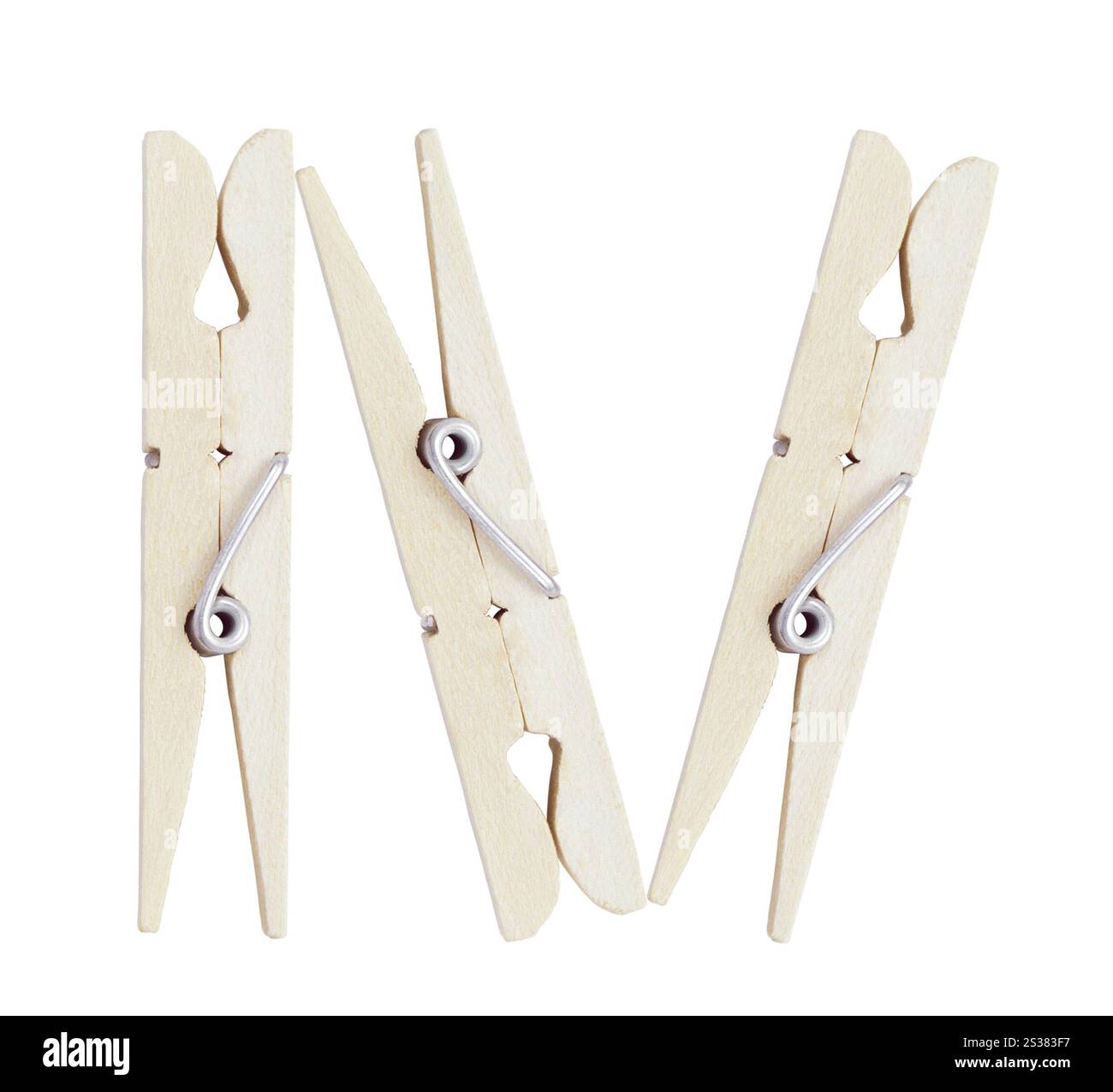 Kleidernadeln isoliert auf weißem Hintergrund. Kleidernadeln isoliert Stockfoto