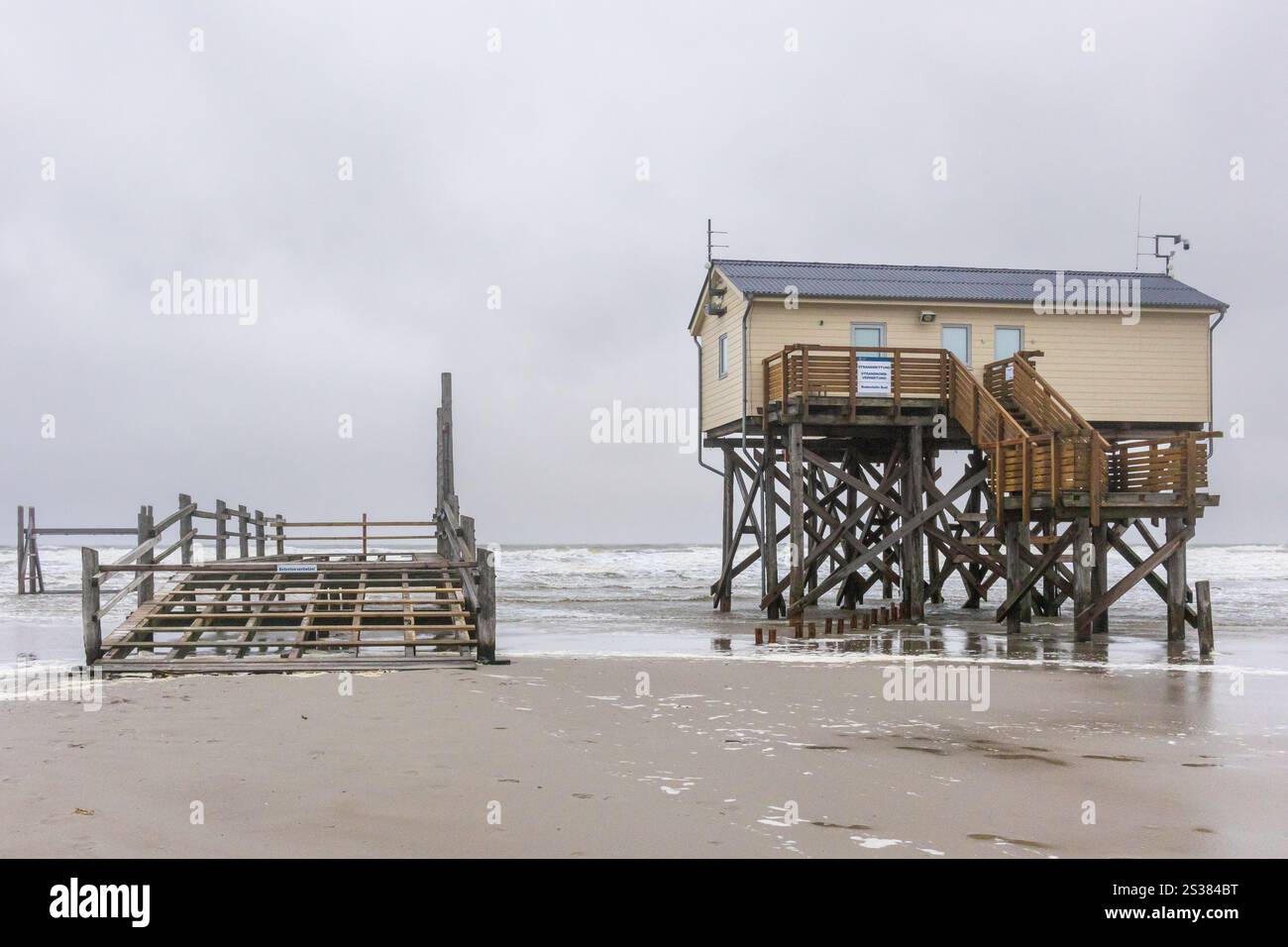 Nordseestrand St. Peter Ording im November Stockfoto