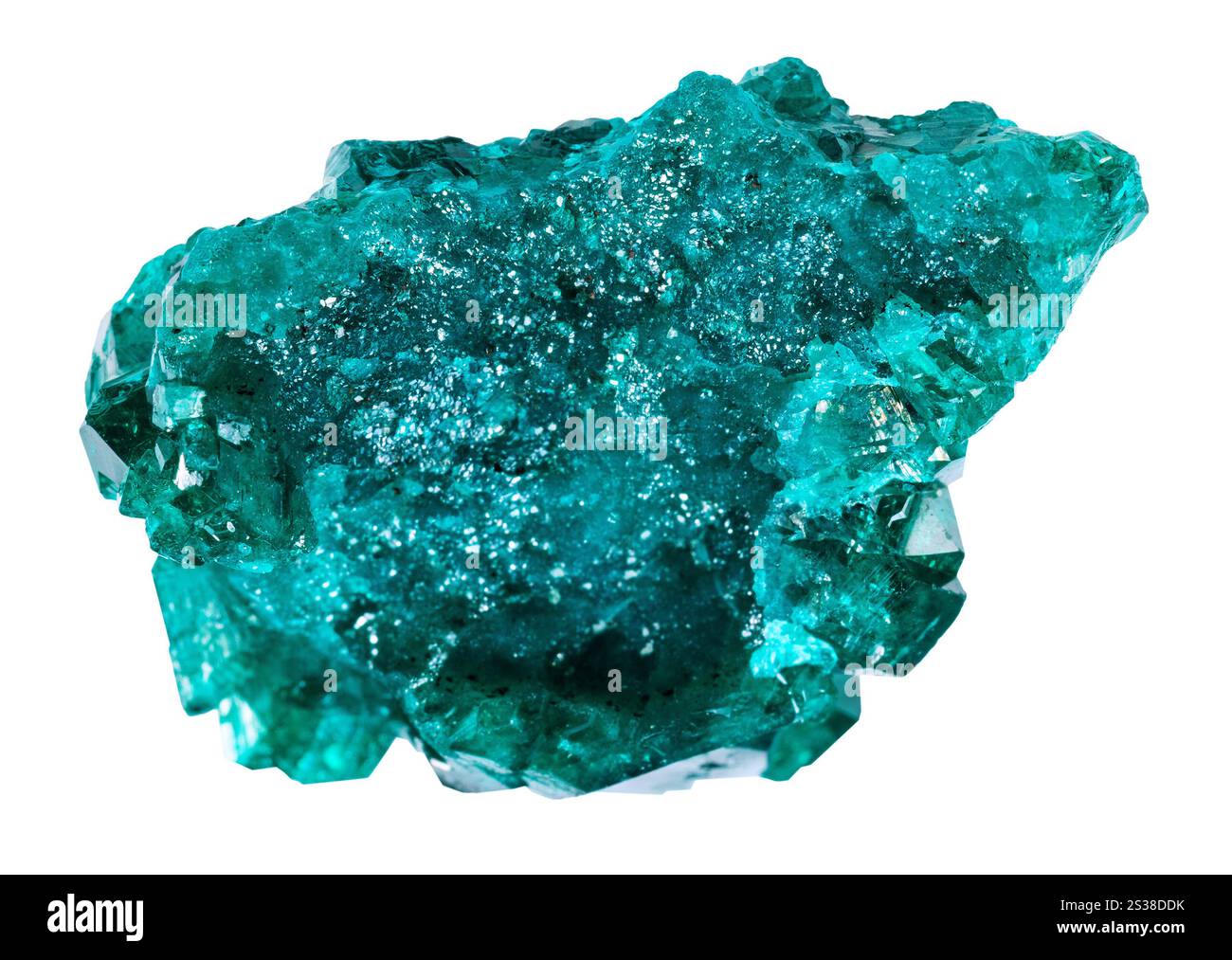 Nahaufnahme der Probe von Naturstein aus geologischer Sammlung - Truse von Dioptase Mineral isoliert auf weißem Hintergrund aus Kasachstan Stockfoto