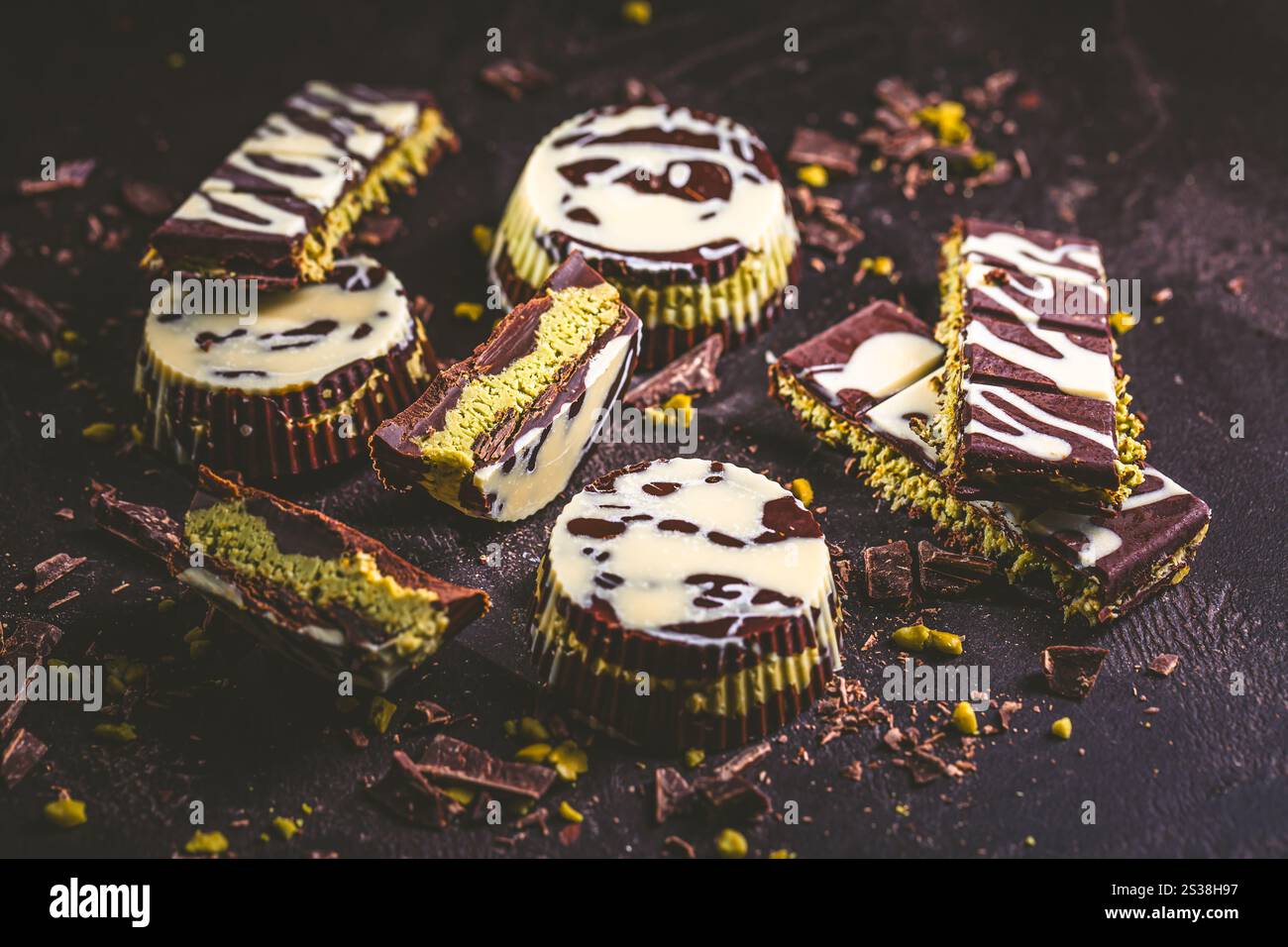 Hausgemachte Dubai Schokoladenpralinen Stockfoto