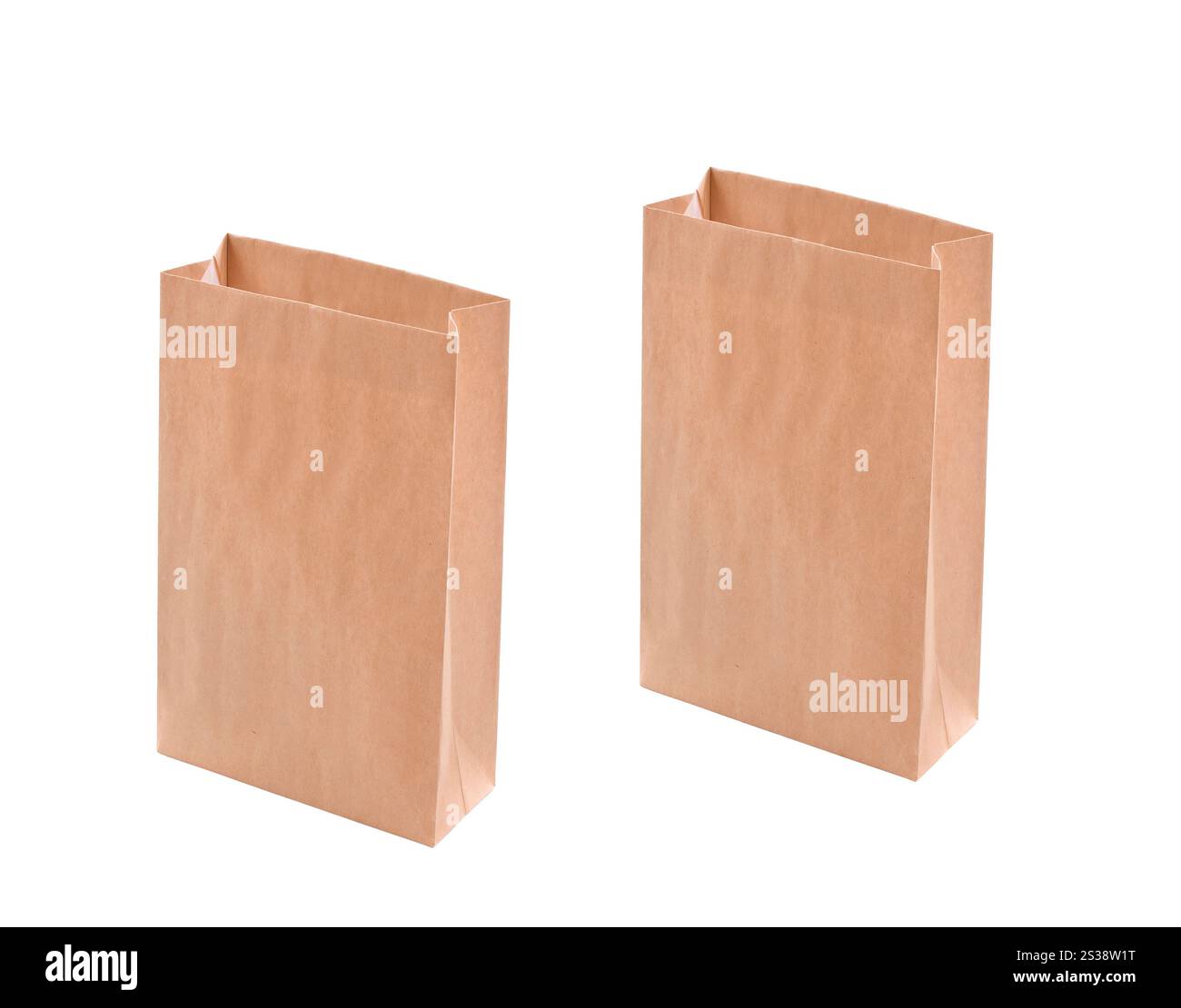 Papiertüten isoliert auf weißem Hintergrund. Papiertüten isoliert Stockfoto