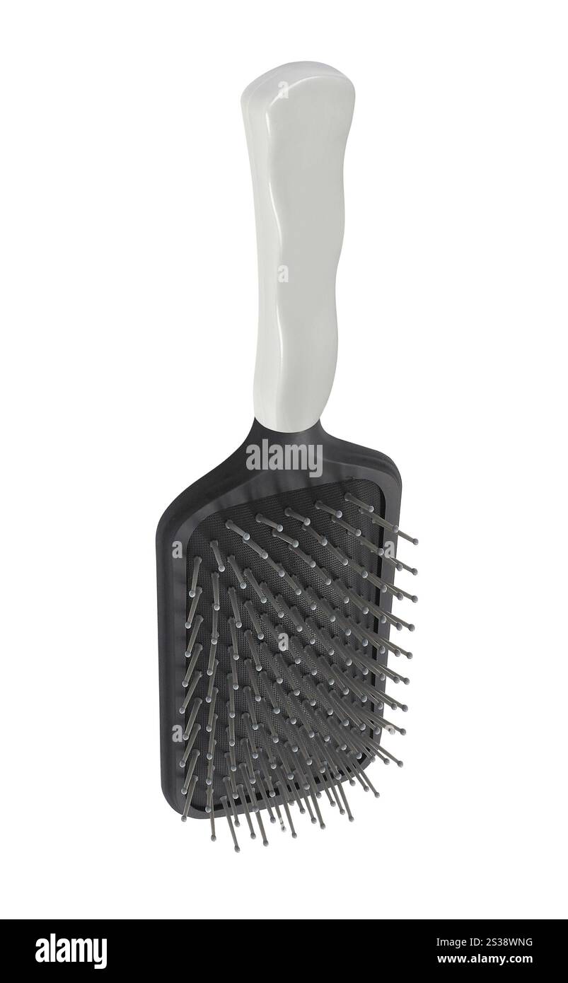 Haarbürste mit schwarzem Griff isoliert auf weiß. Haarbürste mit schwarzem Griff Stockfoto