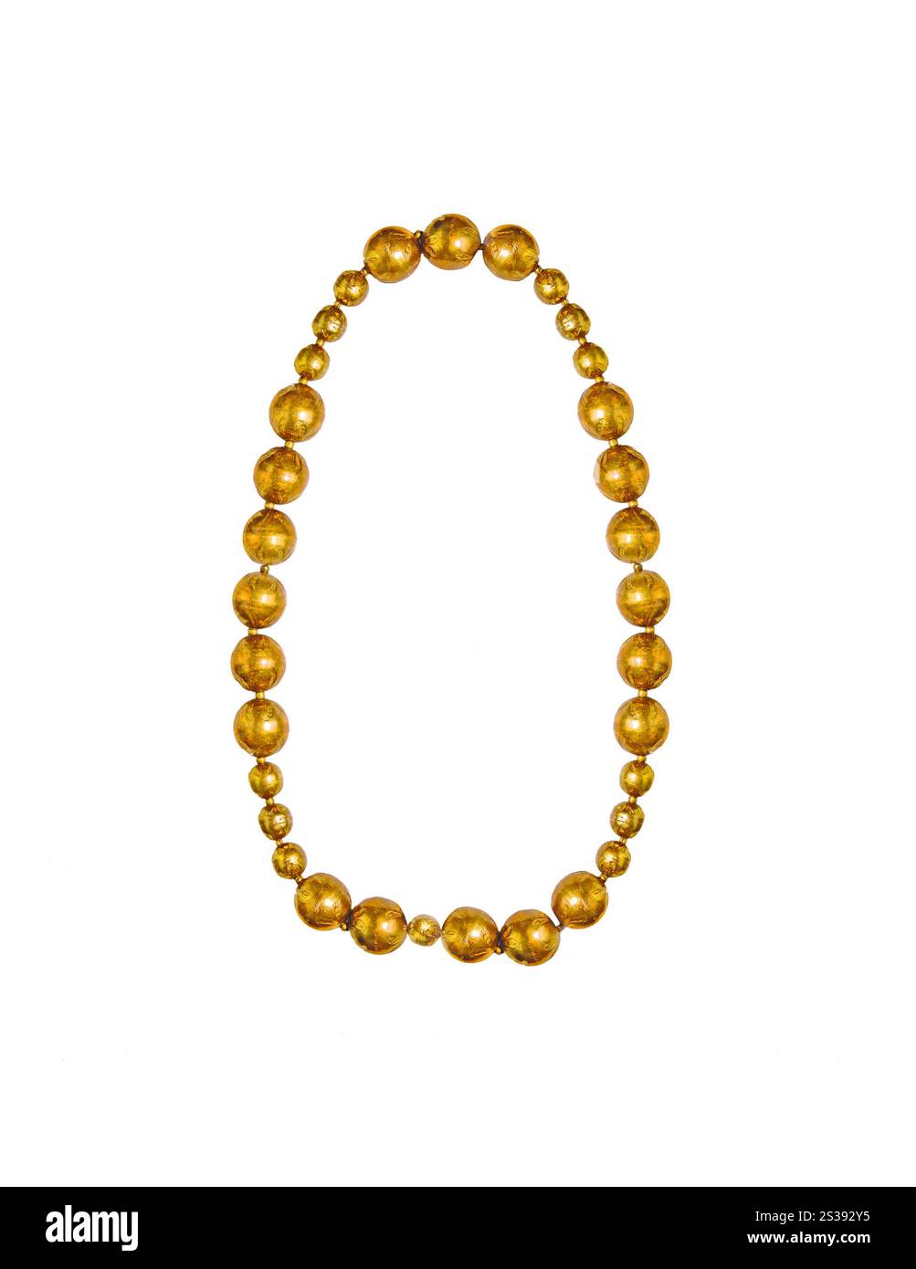 Goldkette isoliert auf weißem Hintergrund. Goldkette Isoliert Stockfoto