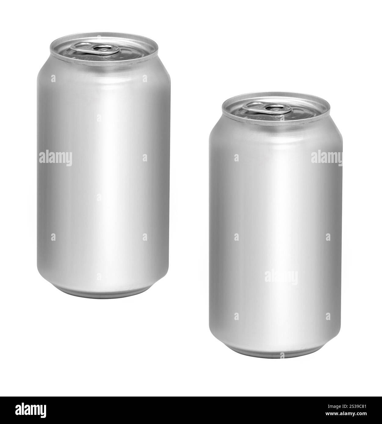 Leere Aluminiumnatron-Dose isoliert auf weißem Hintergrund. Leere Aluminium-Soda-Dose isoliert Stockfoto