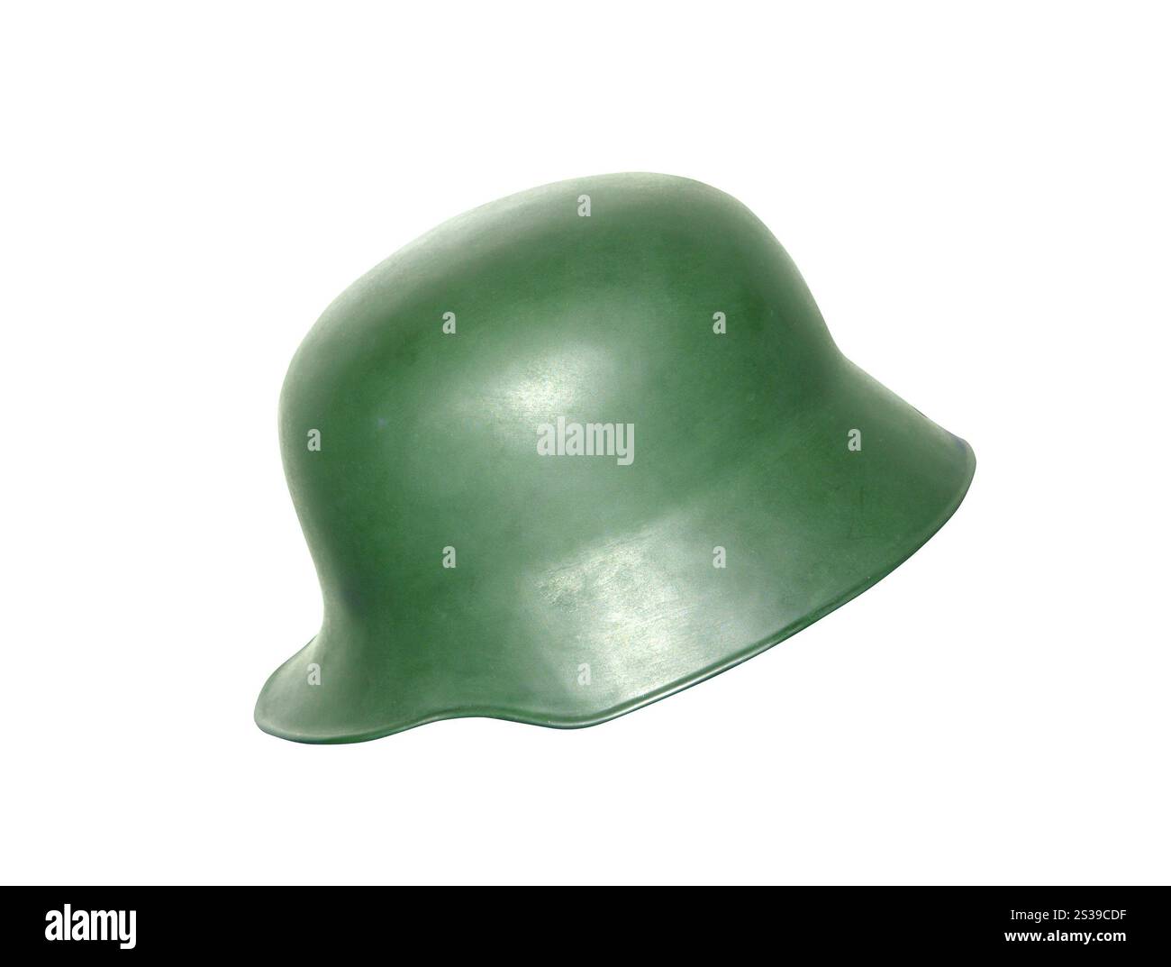 Vintage Army Helm isoliert auf weißem Hintergrund. Vintage Army Helm Stockfoto