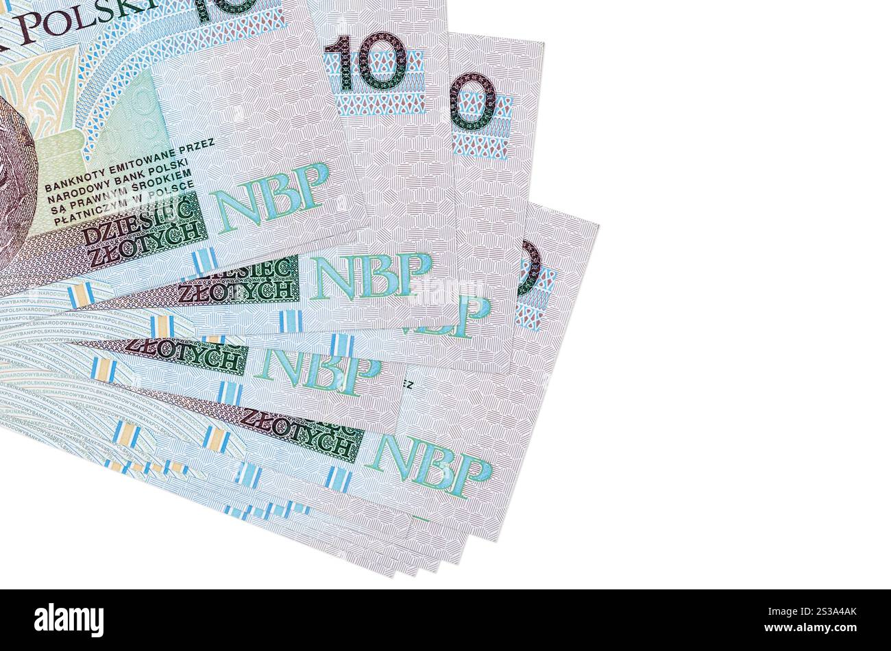 10 polnische Zloty-Scheine liegen in einem kleinen Bündel oder Pack isoliert auf weiß. Modell mit Kopierraum. Geschäfts- und Währungsumtauschkonzept. 10 polnischer Zloty Stockfoto