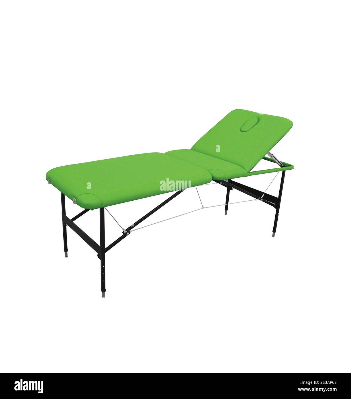Grüner Massagetisch isoliert auf weißem Hintergrund. Objekte auf weiß: Grüne Massageschiene Stockfoto