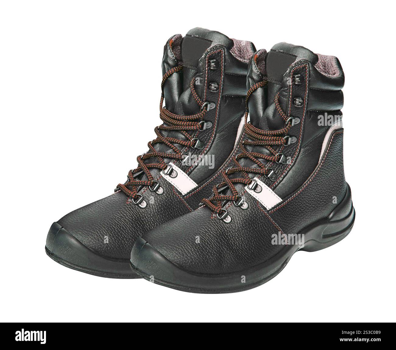 Die hohen schwarzen Lederstiefel isoliert auf weißem Hintergrund. Die hohen schwarzen Lederstiefel Stockfoto