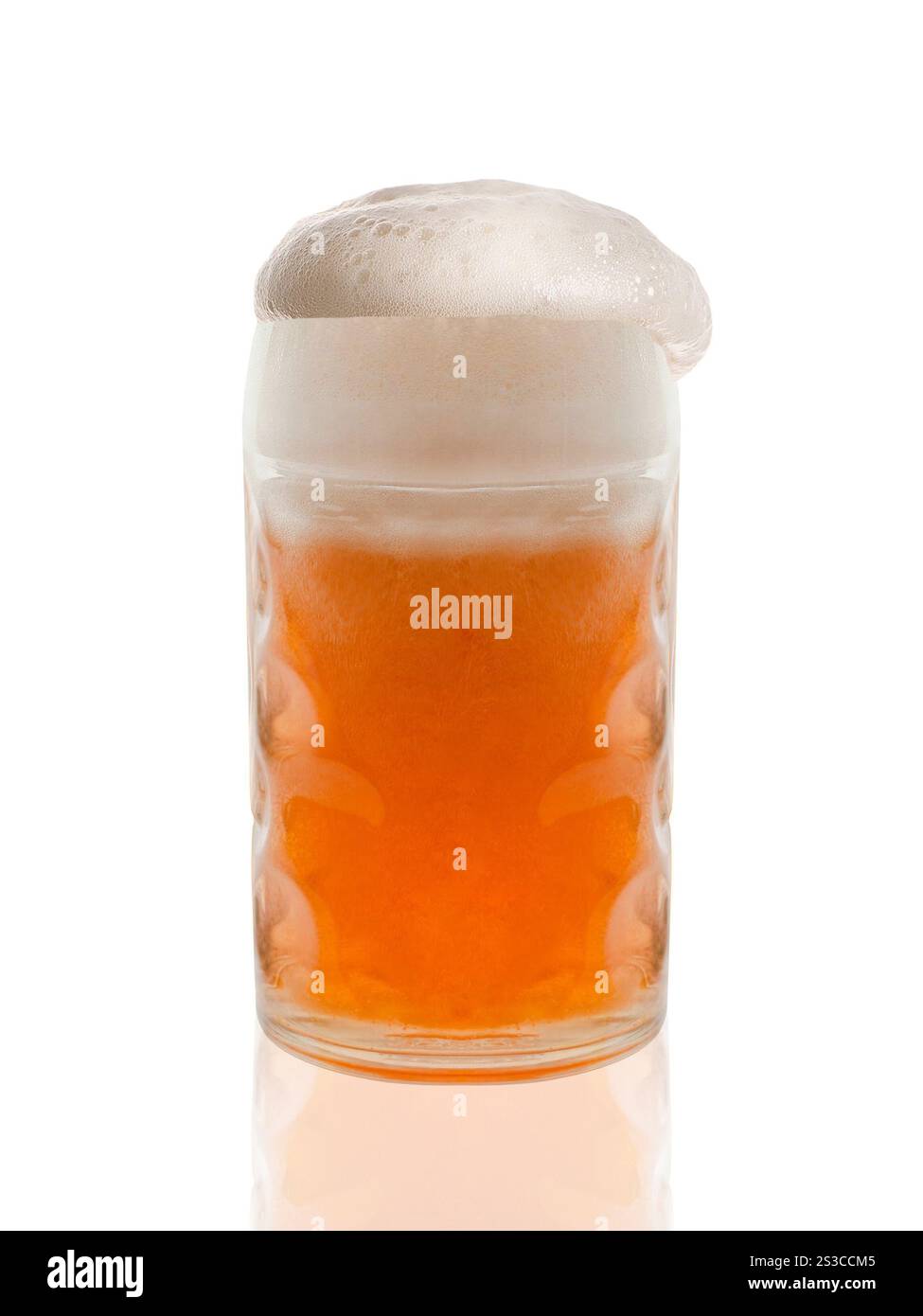 Glas Bier isoliert Stockfoto